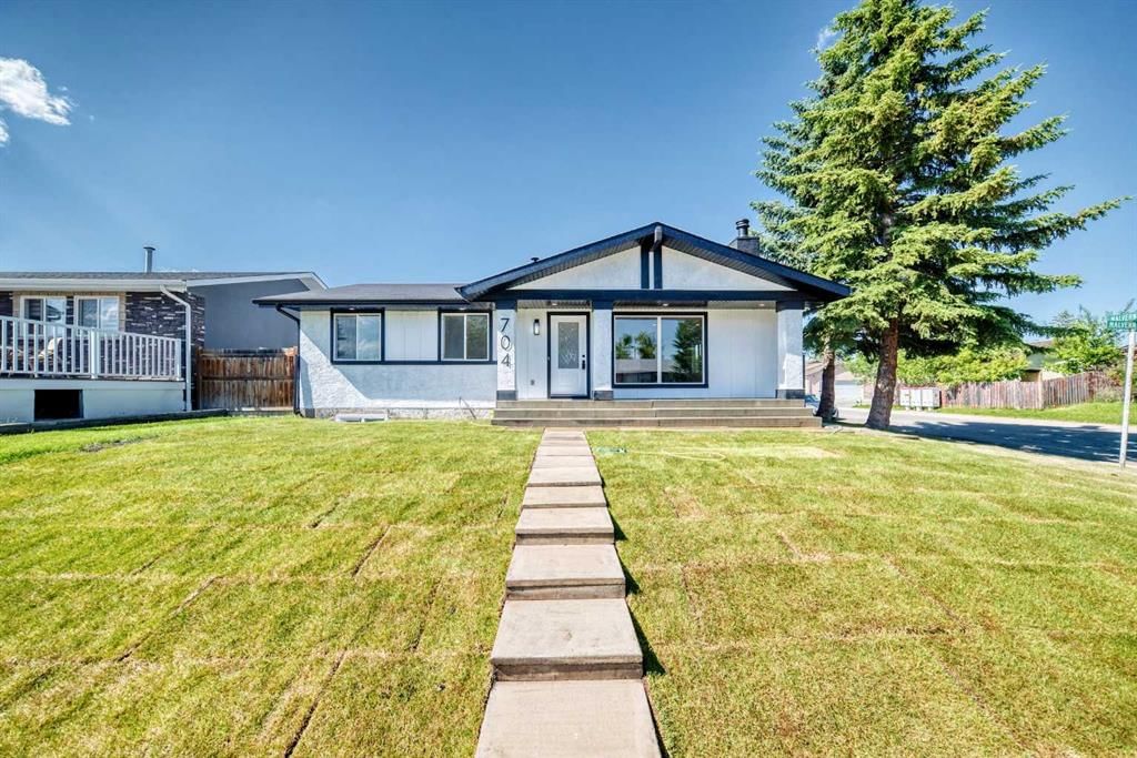 704 Malvern Drive NE, Calgary — main listing photo