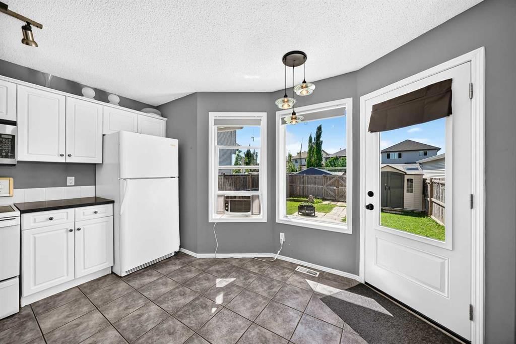 127 Cramond Place SE, Calgary — photo 4 of 41
