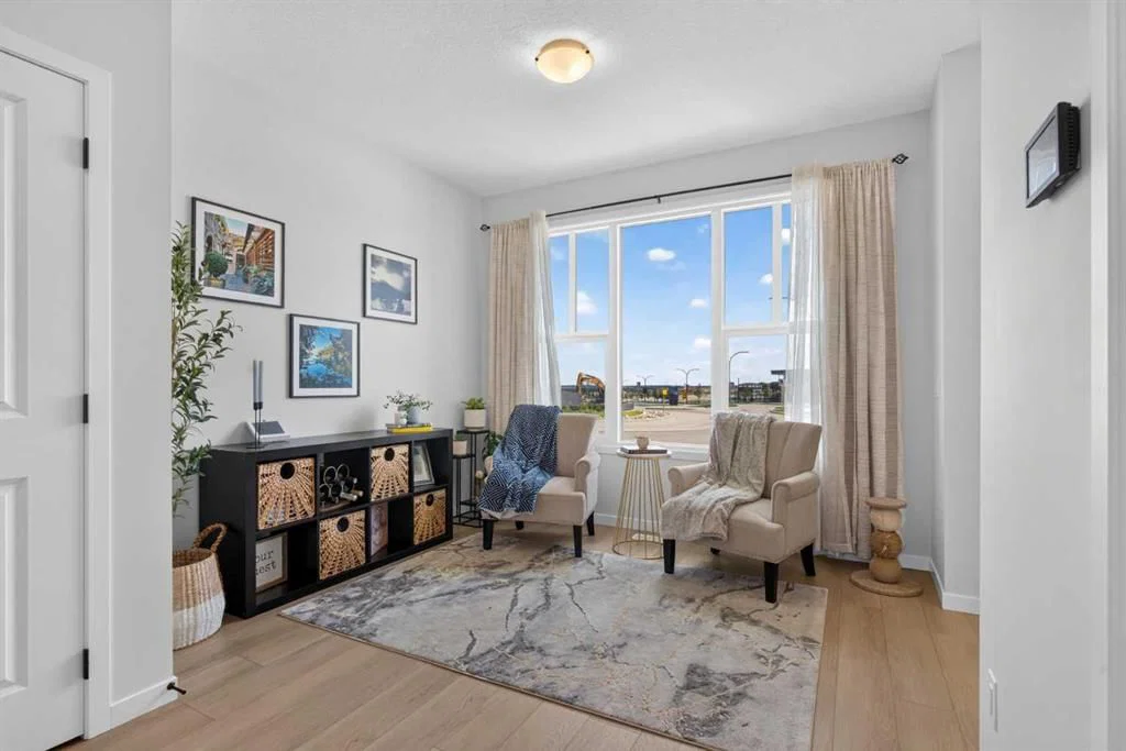 257 Edith Green NW, Calgary — photo 5 of 39