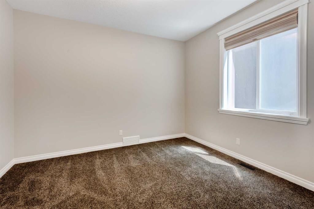 258 Mahogany Place SE, Calgary — photo 5 of 48