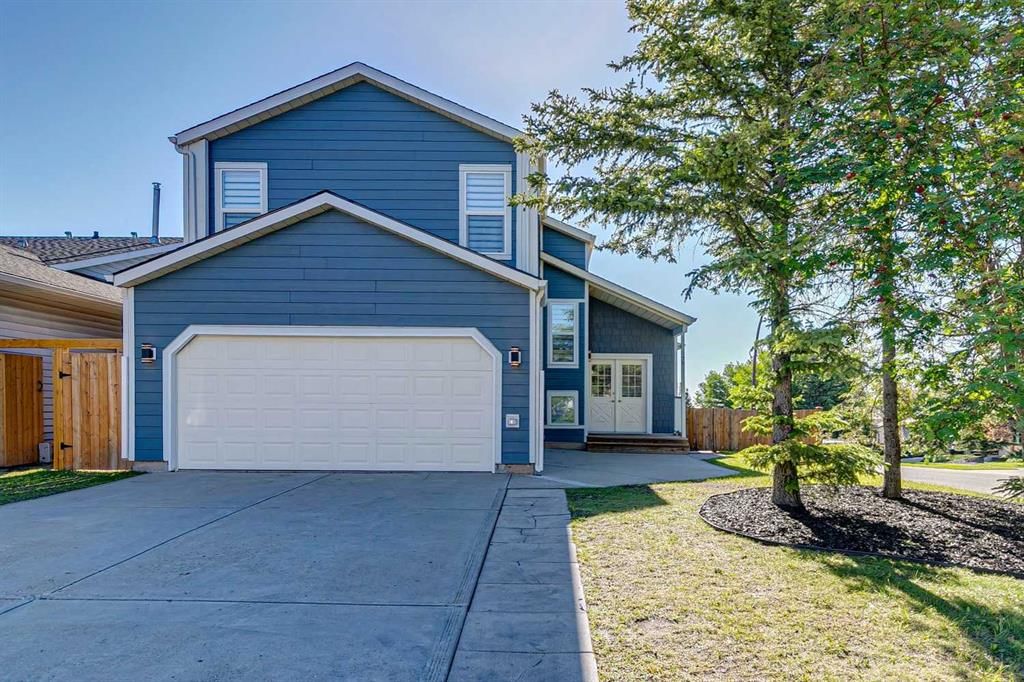 79 Millside Crescent SW, Calgary — main listing photo