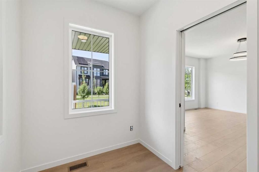 78 Alpine Common SW, Calgary — photo 3 of 31