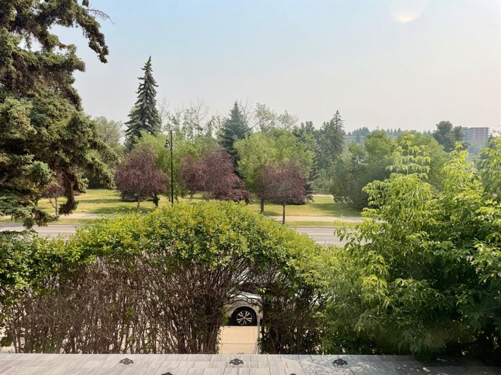 3217 Elbow Drive SW, Calgary — photo 3 of 50