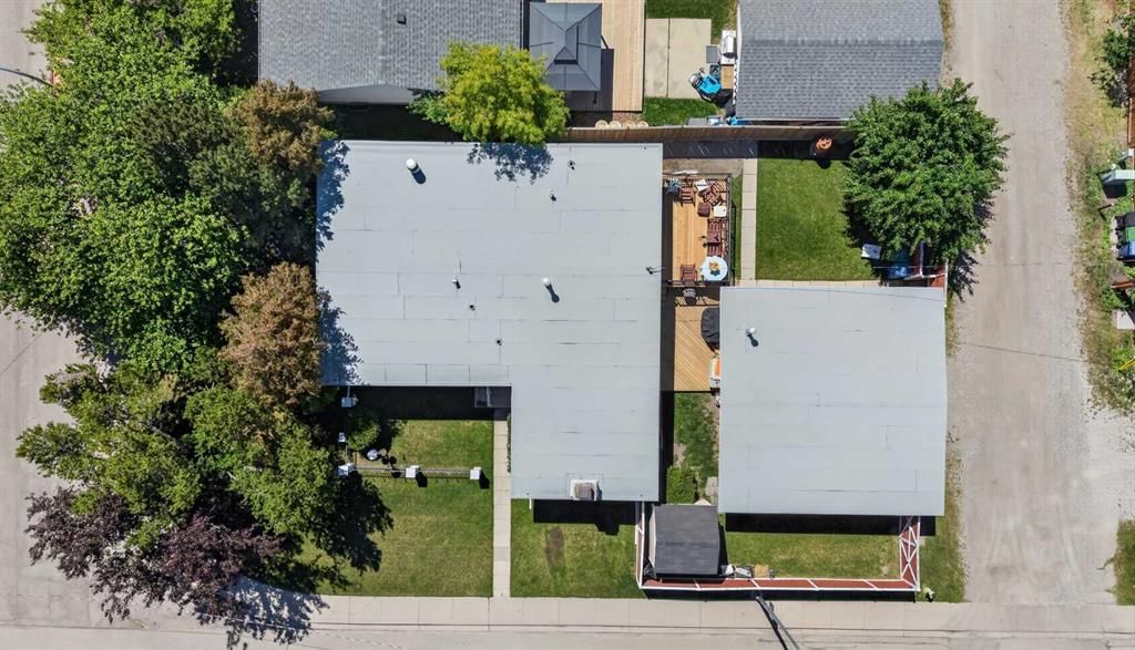 6451 70 Street NW, Calgary — photo 5 of 50