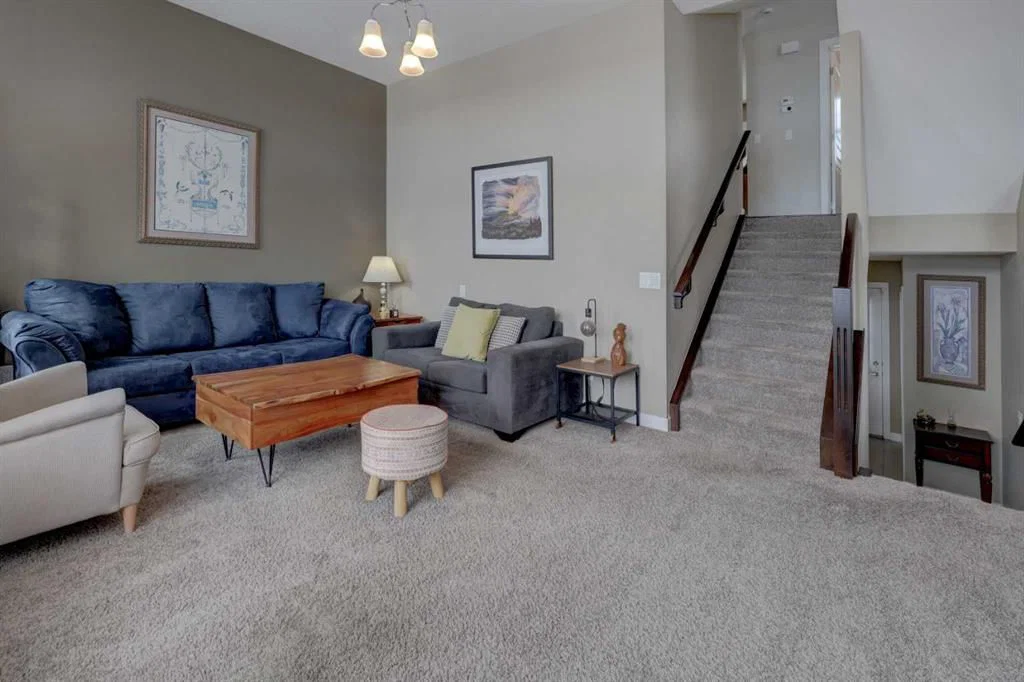 147 Panatella Hill, Calgary — photo 4 of 40
