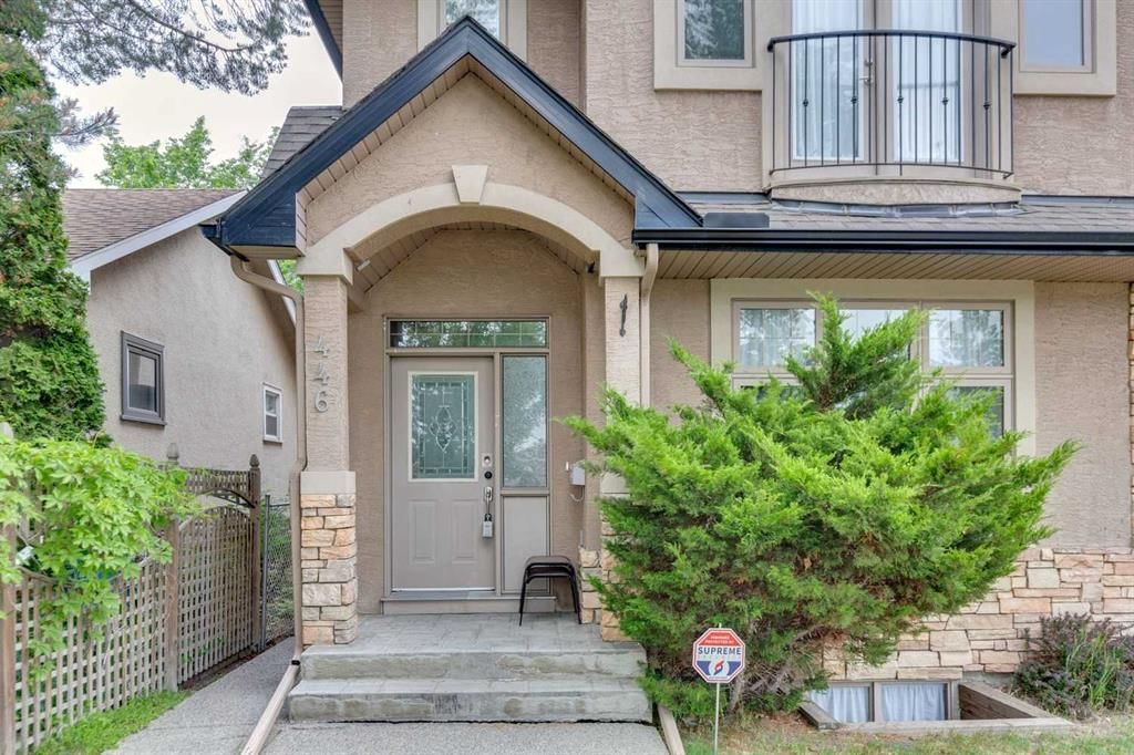 446 18 Avenue NE, Calgary — photo 2 of 43
