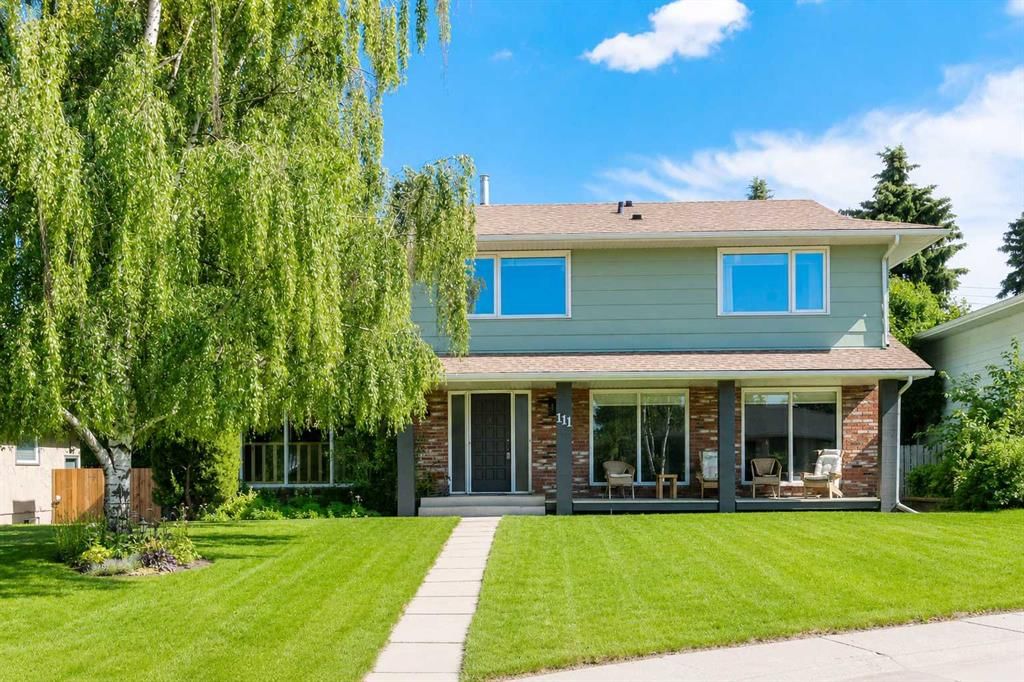 111 Parkglen Place SE, Calgary — main listing photo