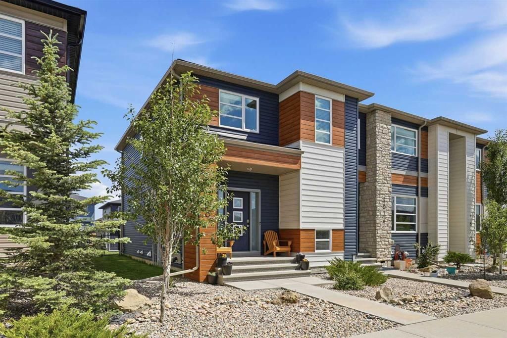 1628 Cornerstone Boulevard NE, Calgary — photo 3 of 48