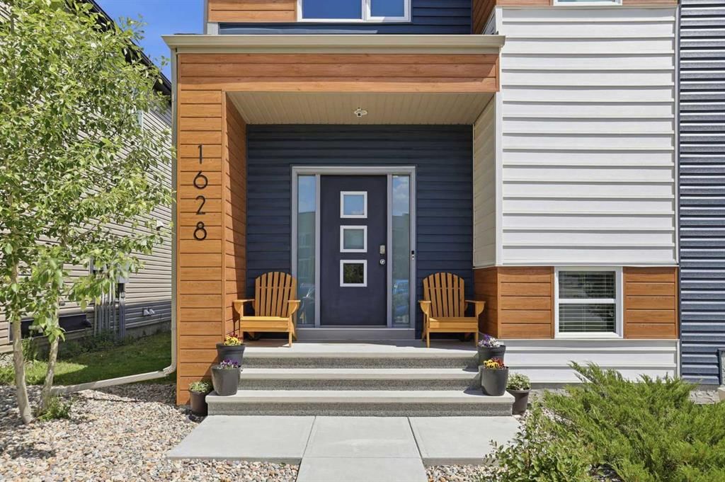 1628 Cornerstone Boulevard NE, Calgary — photo 4 of 48