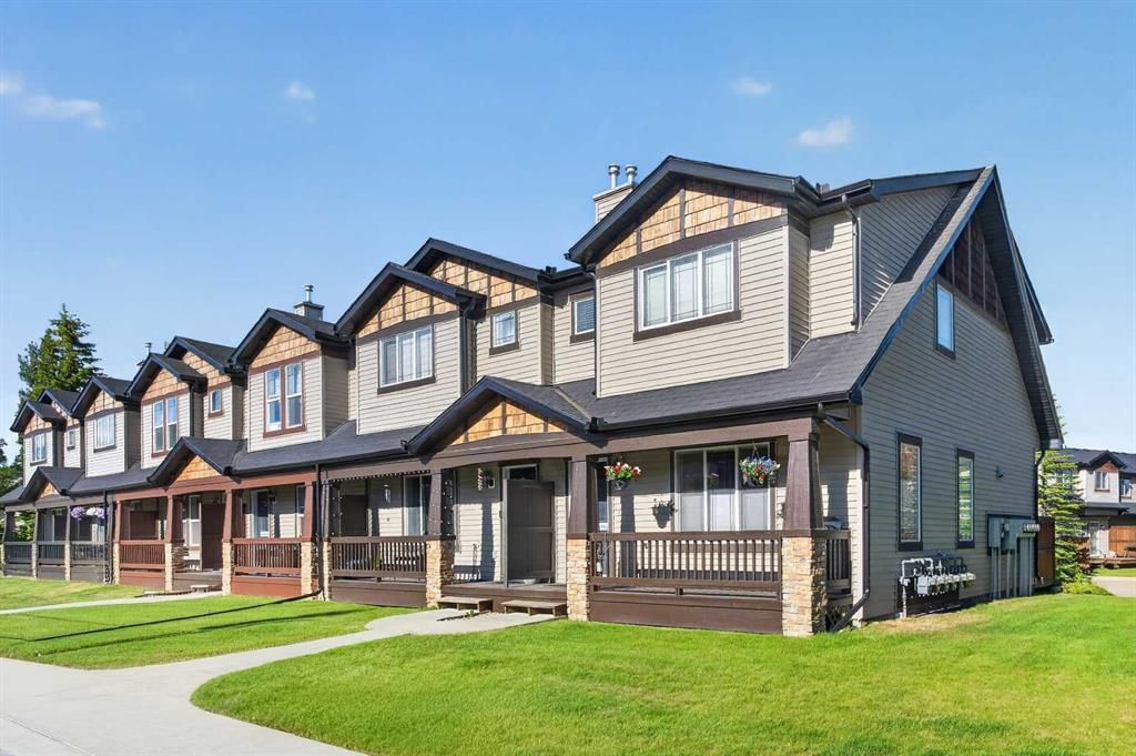 22 Panatella Park NW, Calgary — photo 2 of 23