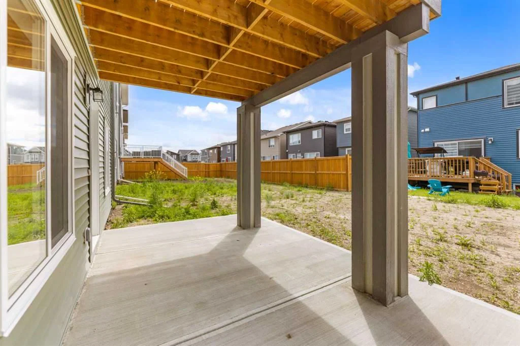 47 Carringvue Passage NW, Calgary — photo 5 of 32