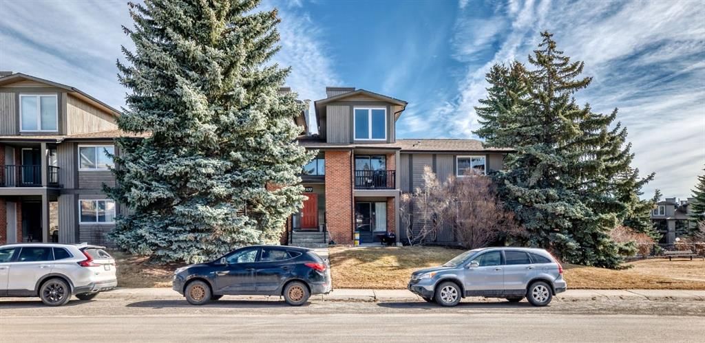 824, 6400 Coach Hill Road SW, Calgary — main listing photo