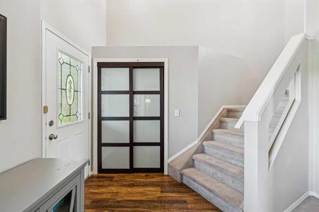 114 Bridlewood Close, Calgary — photo 3 of 35