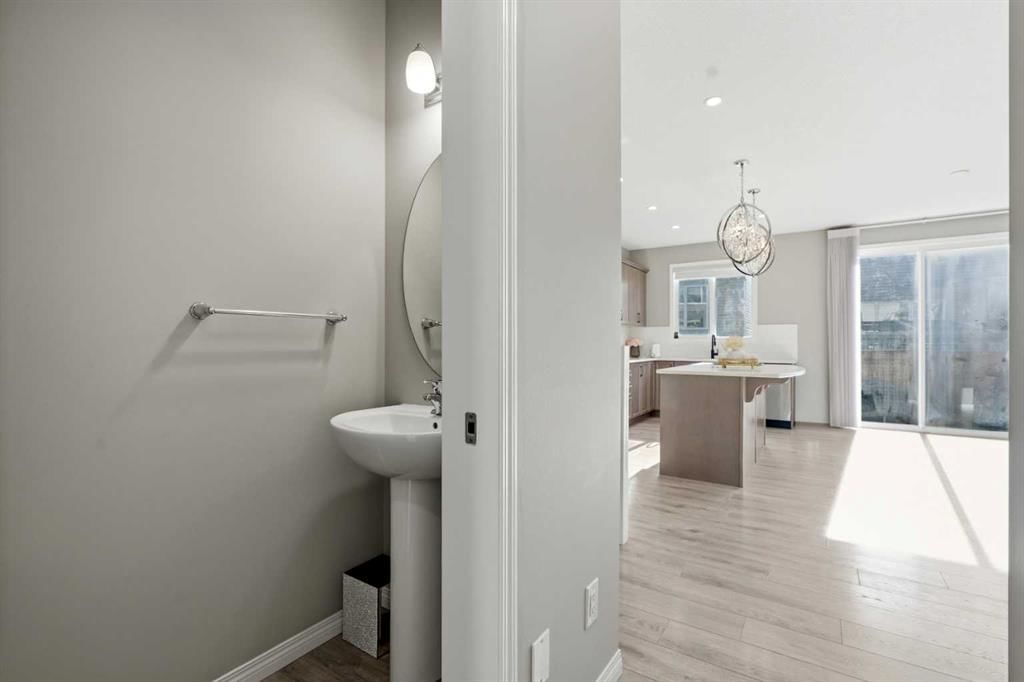 17 Carrington Manor NW, Calgary — photo 4 of 38