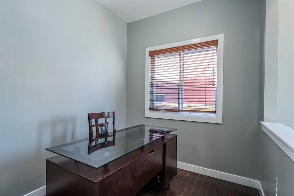 136 Legacy Circle SE, Calgary — photo 4 of 45