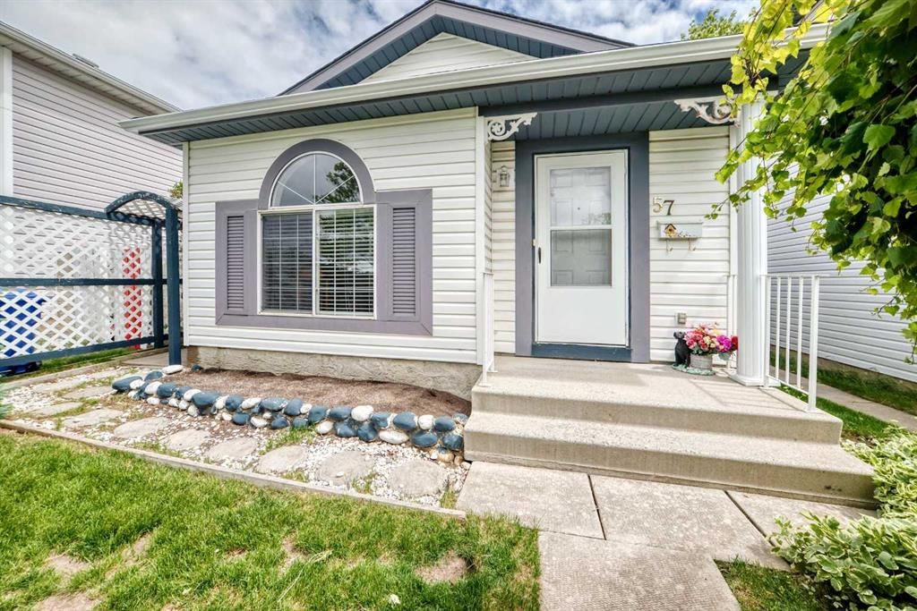 57 San Diego Way NE, Calgary — main listing photo