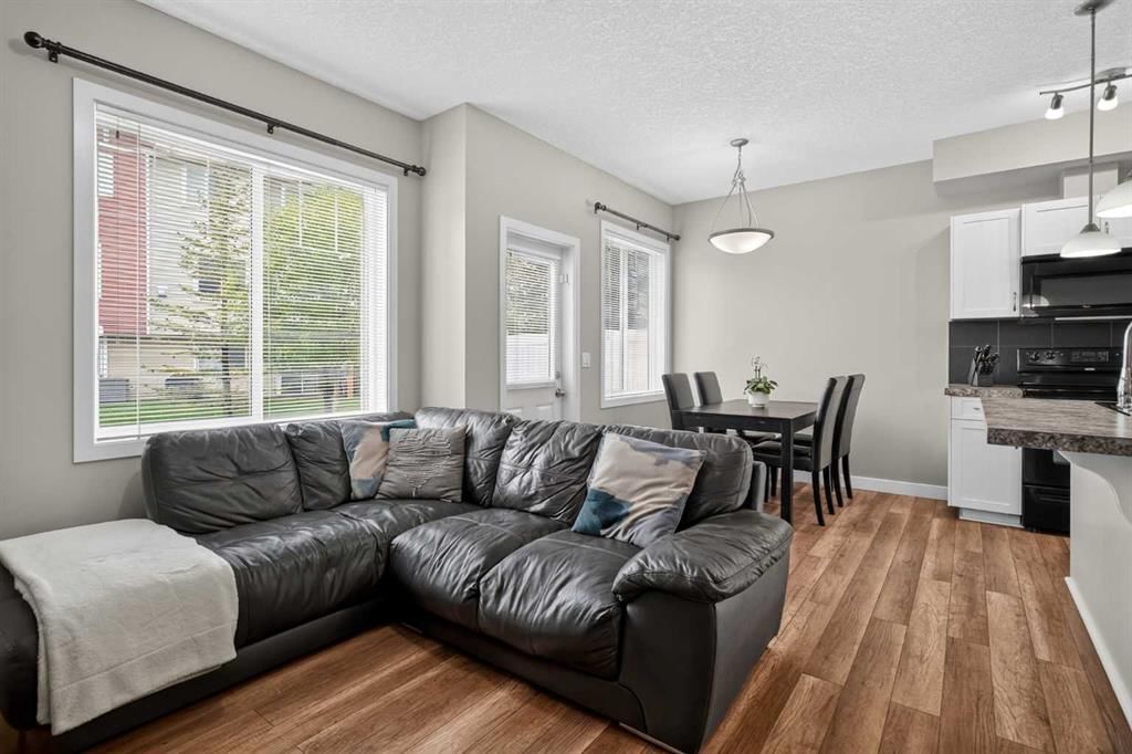 29 Sage Hill Common NW, Calgary — photo 4 of 46