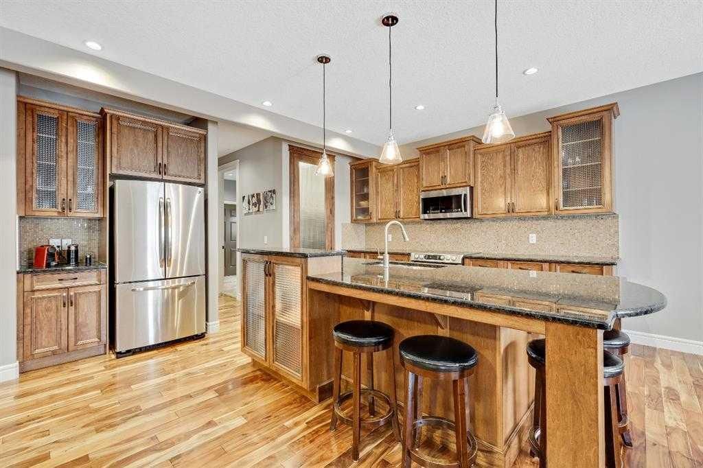 62 Copperleaf Terrace SE, Calgary — photo 2 of 34