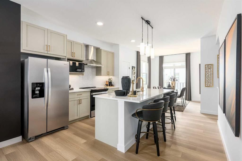 601, 30 Rochester View NW, Calgary — main listing photo