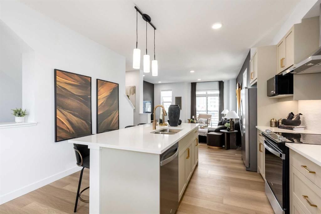601, 30 Rochester View NW, Calgary — photo 3 of 23