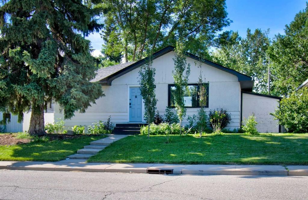 4319 Greenview Drive NE, Calgary — main listing photo