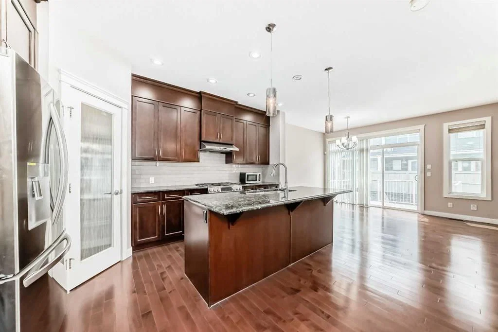 101 Redstone Drive NE, Calgary — photo 5 of 41