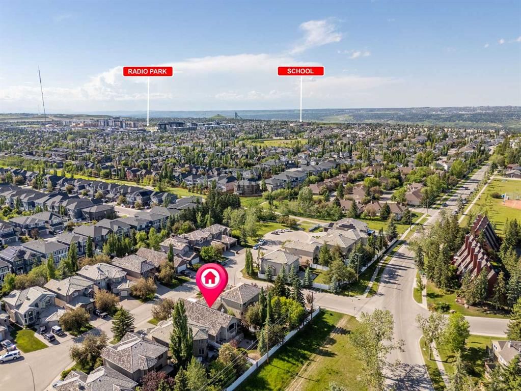 93 Coach Court SW, Calgary — photo 4 of 39