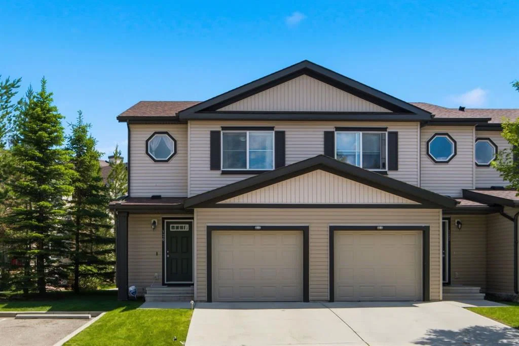 126 Copperpond Landing SE, Calgary — main listing photo