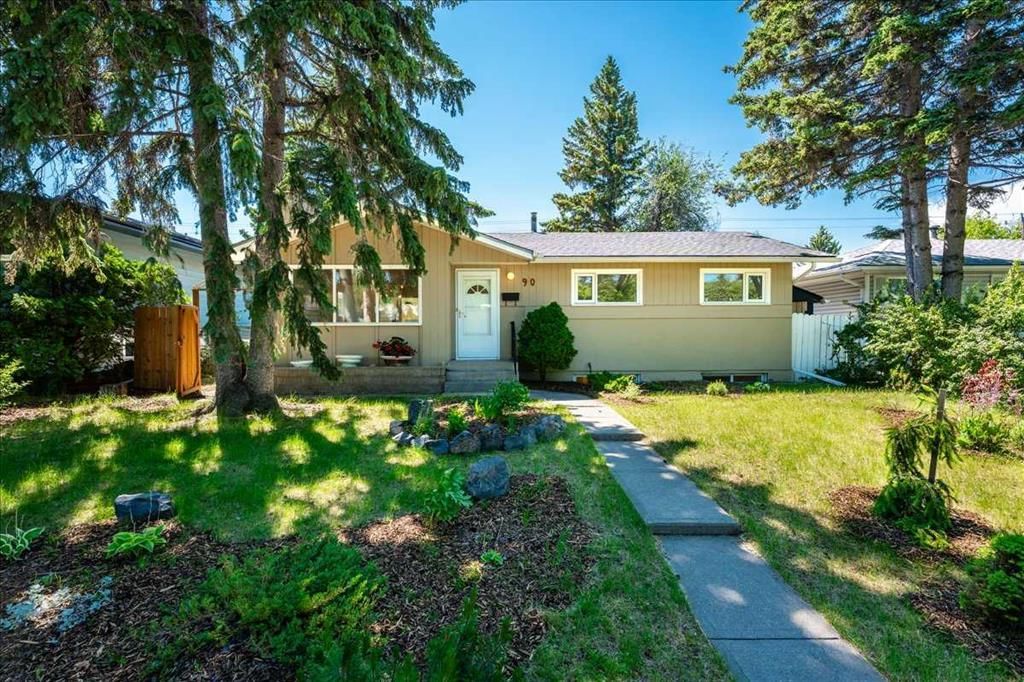 90 Armstrong Crescent SE, Calgary — main listing photo