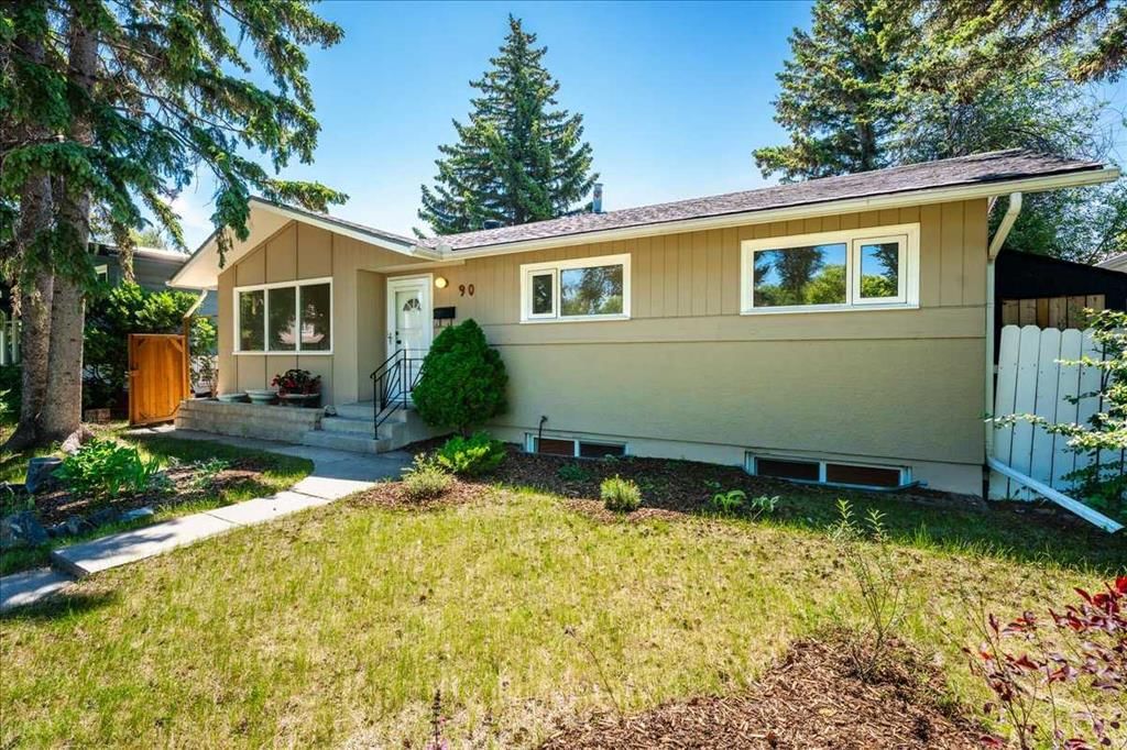 90 Armstrong Crescent SE, Calgary — photo 2 of 49