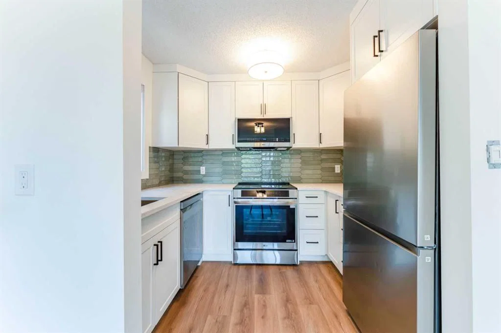 4, 624 2 Avenue NW, Calgary — photo 3 of 42