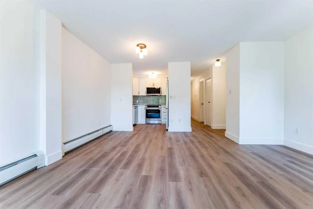 4, 624 2 Avenue NW, Calgary — photo 5 of 42