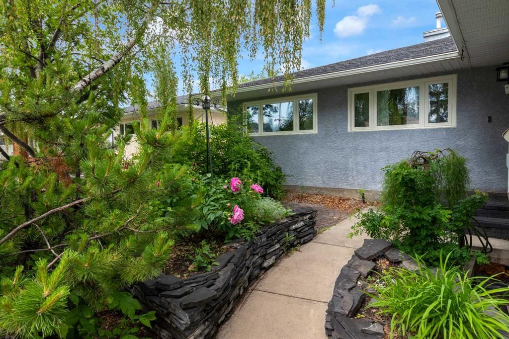 47 Hillgrove Drive SW, Calgary — photo 4 of 43