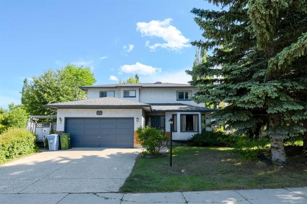 84 Shannon Way SW, Calgary — photo 3 of 47
