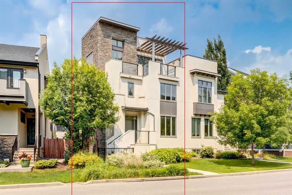 112 Burma Star Road SW, Calgary — photo 2 of 44
