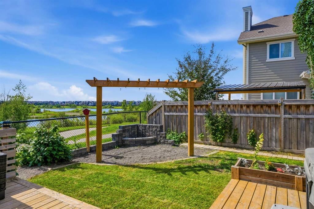 468 Mahogany Boulevard SE, Calgary — photo 4 of 49