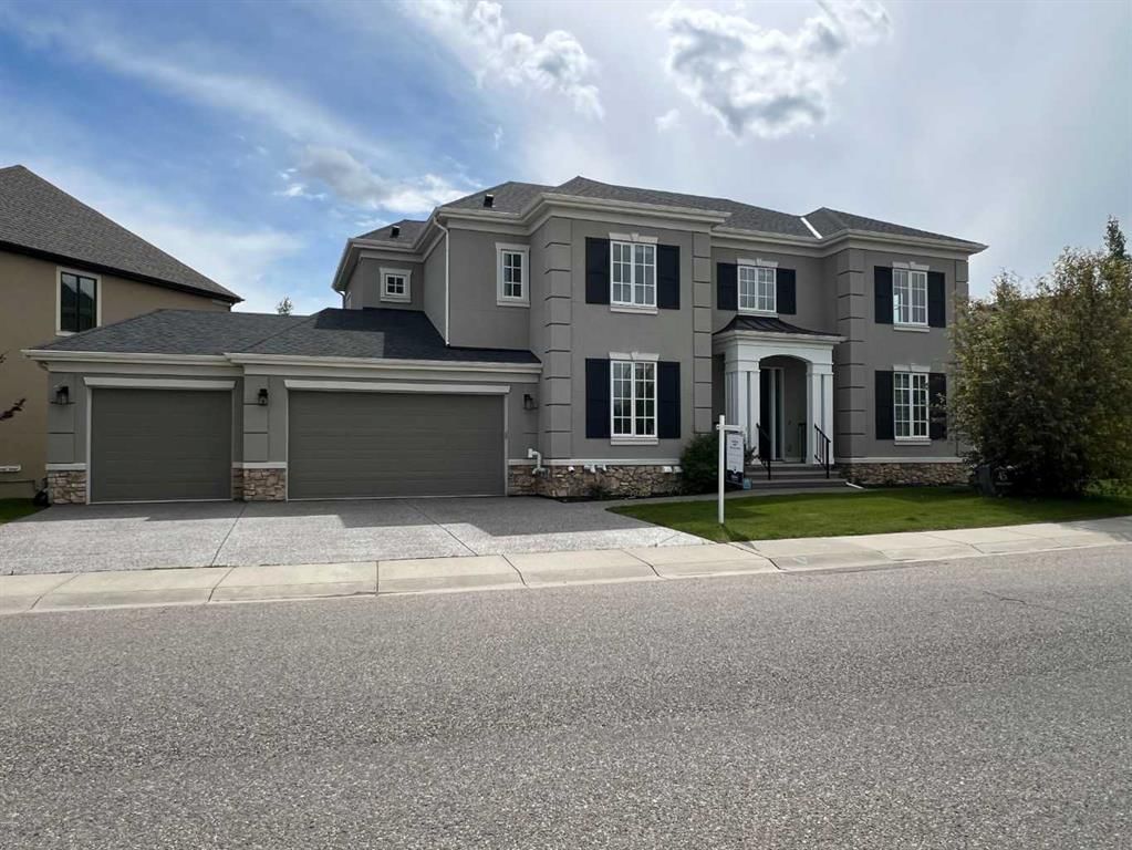 45 Rockcliff Heights NW, Calgary — main listing photo