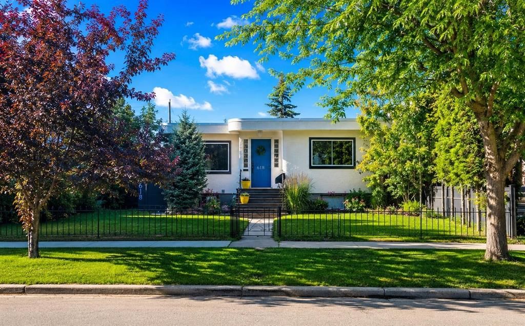 618 11 Avenue NE, Calgary — main listing photo