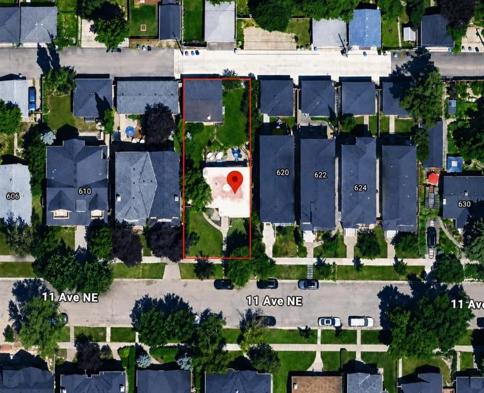 618 11 Avenue NE, Calgary — photo 4 of 28