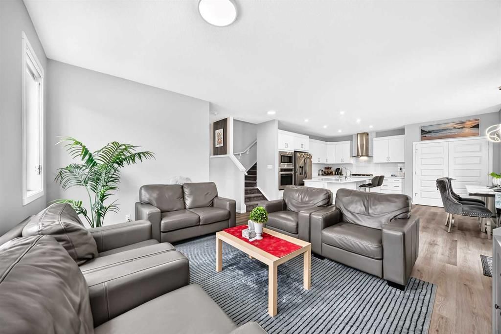 41 Cityline Heath NE, Calgary — photo 5 of 42