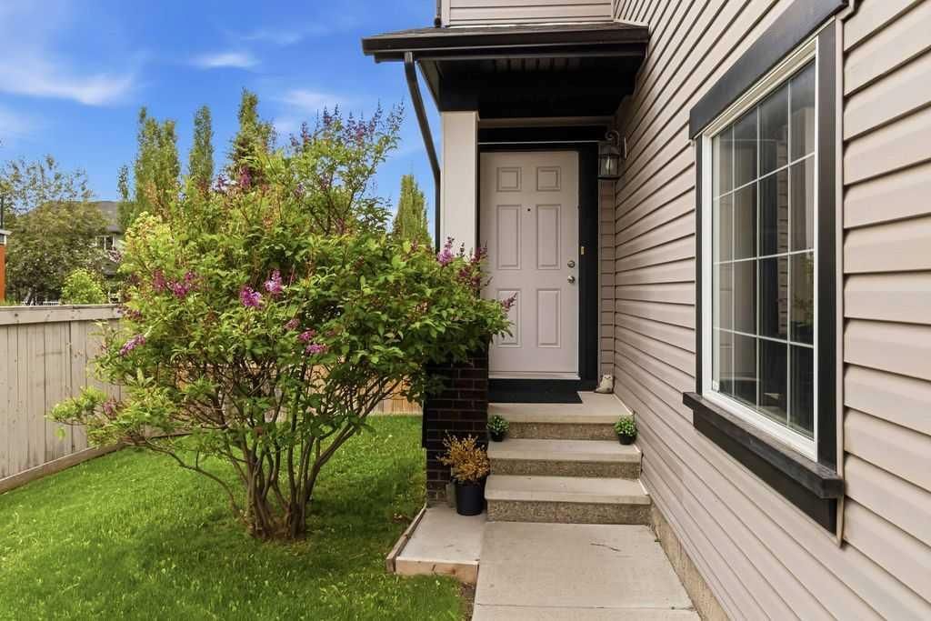 156 Silverado Range Close SW, Calgary — photo 2 of 32