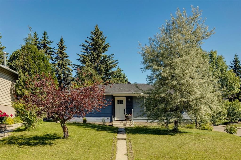 716 Cantree Road SW, Calgary — main listing photo