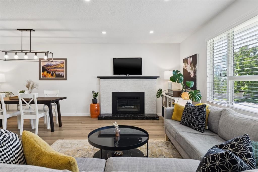 716 Cantree Road SW, Calgary — photo 5 of 48