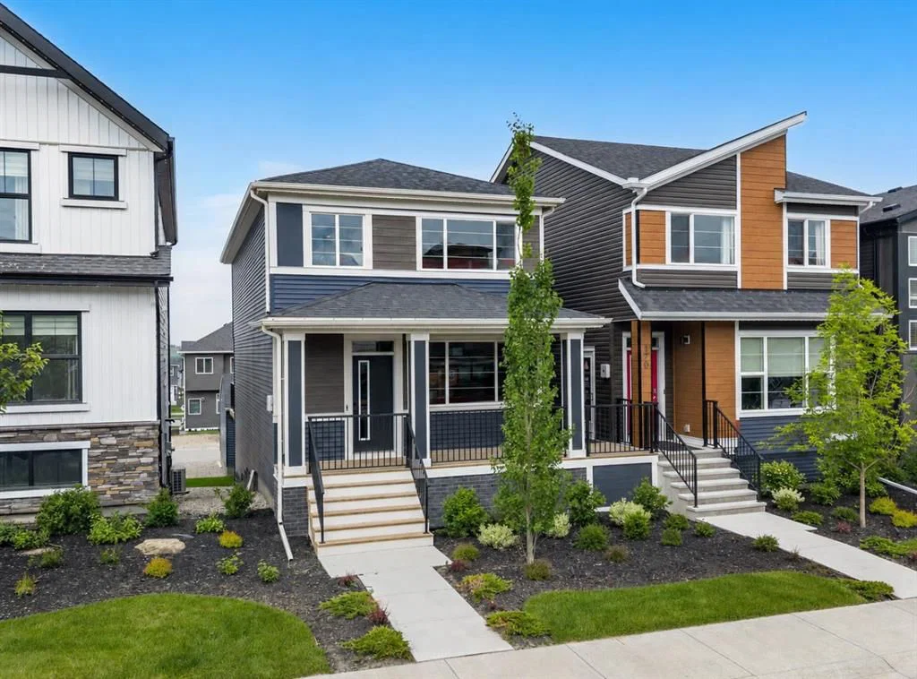 174 Mitchell Road NW, Calgary — photo 2 of 50