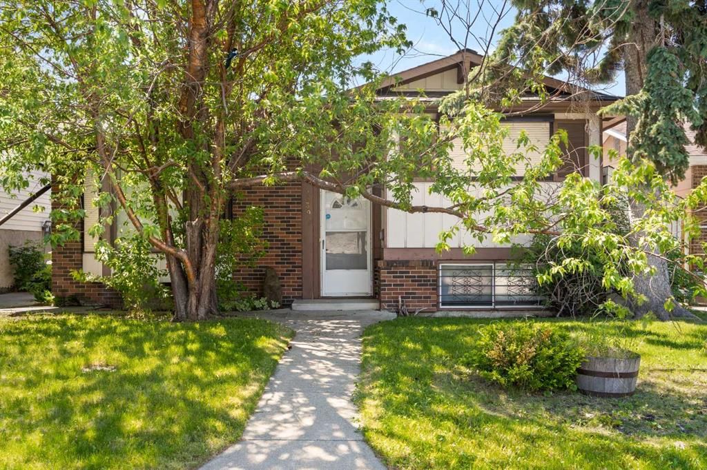 4739 Rundlewood Road NE, Calgary — main listing photo