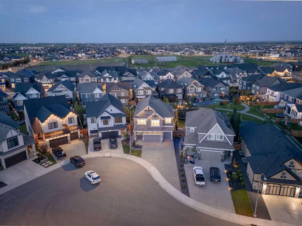351 Marina Landing SE, Calgary — photo 3 of 50