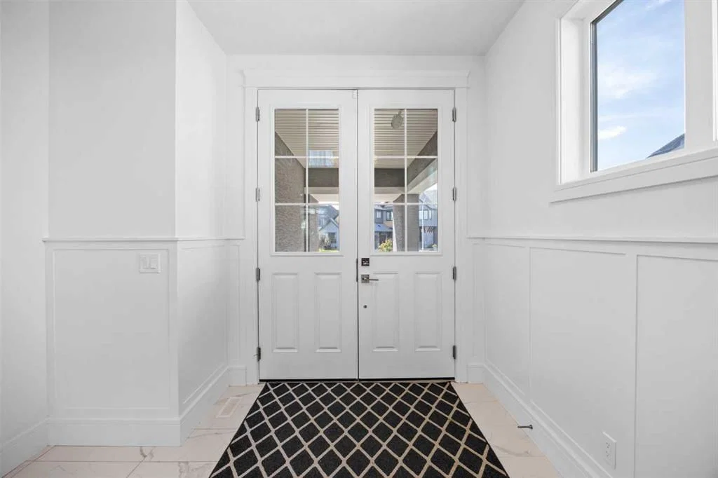 351 Marina Landing SE, Calgary — photo 5 of 50