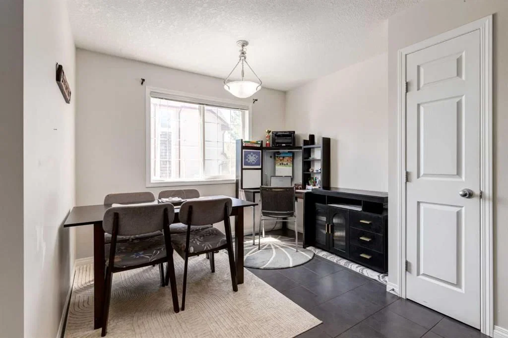 55 Copperfield Court SE, Calgary — photo 5 of 26