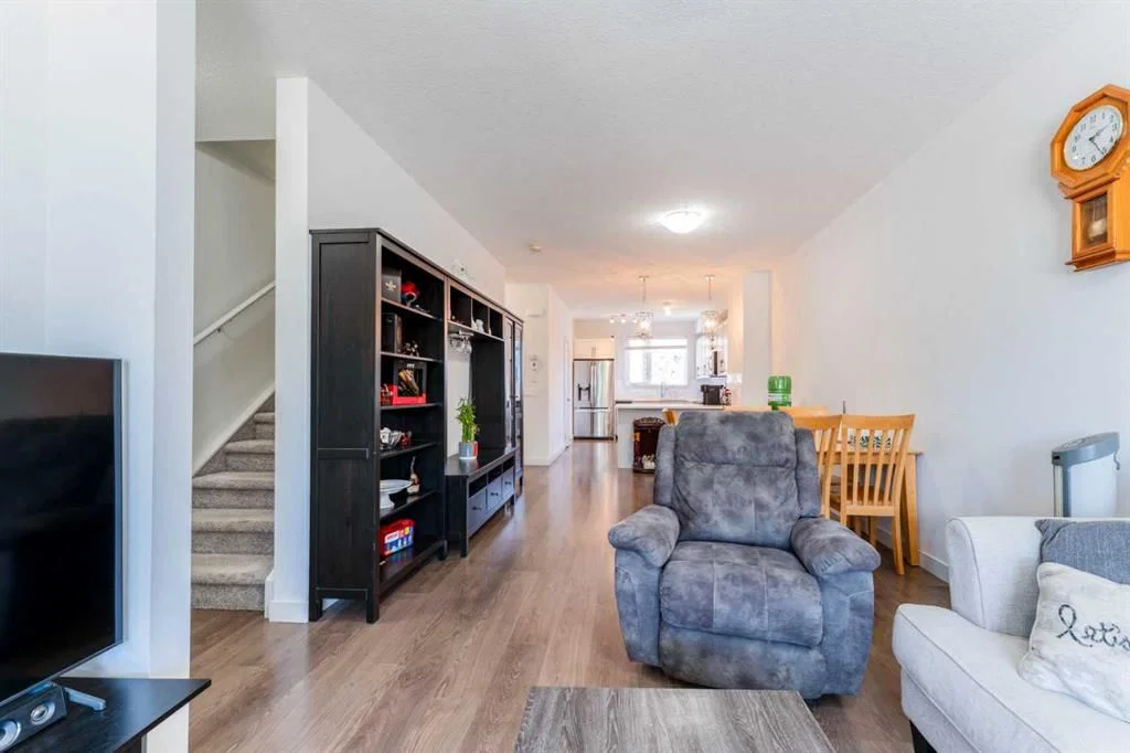 314 Redstone Boulevard NE, Calgary — photo 3 of 31