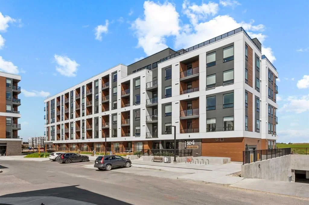 4313, 8500 19 Avenue SE, Calgary — recently sold condo